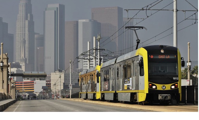 San Francisco Skyline College-Ruled Left-Handed Notebook